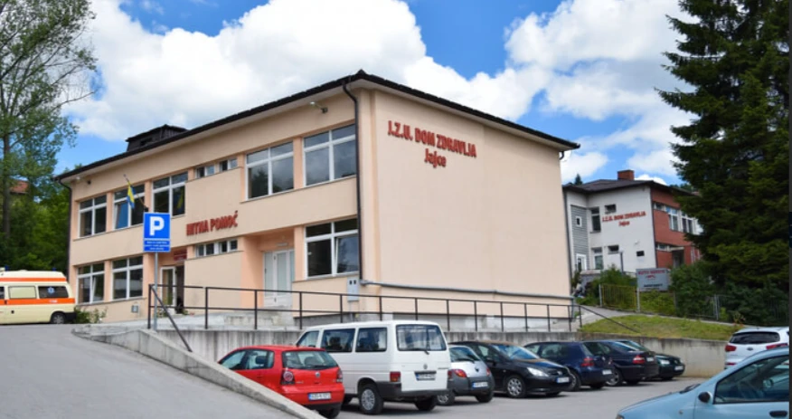 Dom zdravlja Jajce, centralni objekat